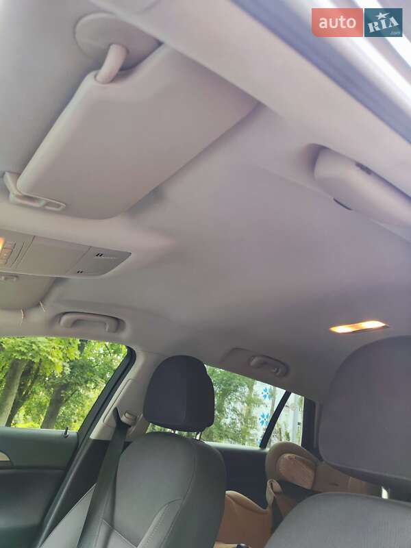Універсал Opel Insignia 2010 в Києві фото 27 Універсал Opel Insignia 2010 в Києві