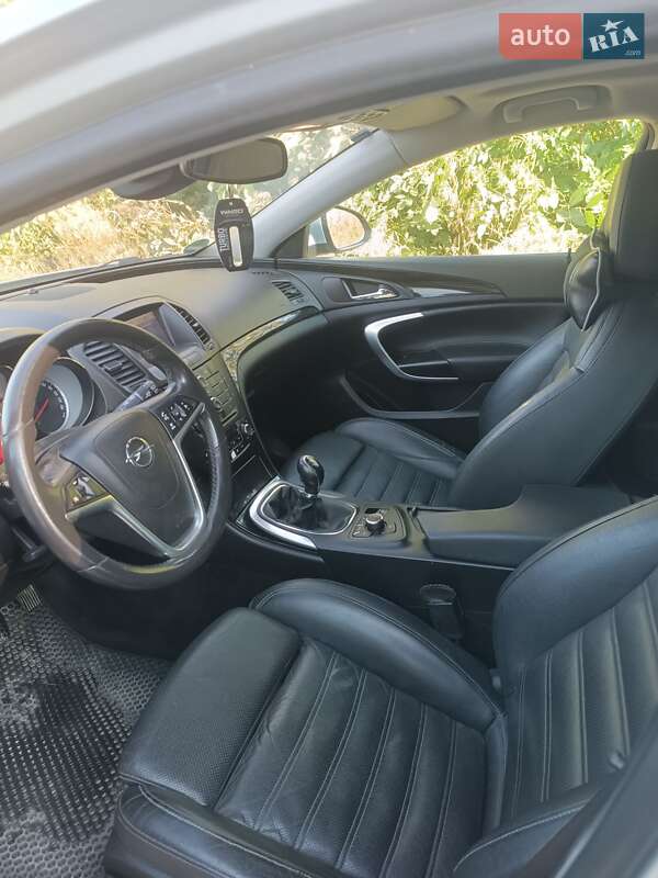 Универсал Opel Insignia 2011 в Борщеве фото 6 Универсал Opel Insignia 2011 в Борщеве