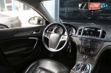 Седан Opel Insignia 2009 в  фото 12 Седан Opel Insignia 2009 в