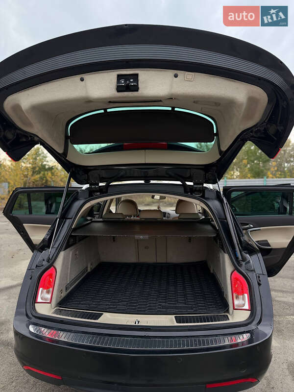 Універсал Opel Insignia 2010 в Києві