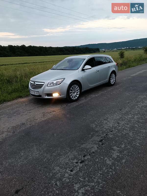 Универсал Opel Insignia 2011 в Борщеве фото 3 Универсал Opel Insignia 2011 в Борщеве