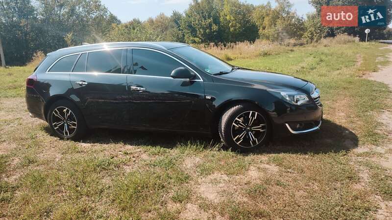 Універсал Opel Insignia 2016 в Конотопі