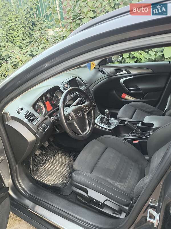Универсал Opel Insignia 2009 в Киеве