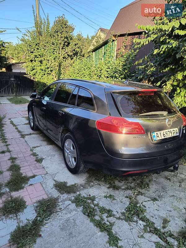 Универсал Opel Insignia 2009 в Киеве