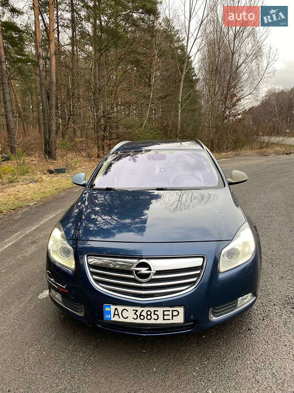 Универсал Opel Insignia 2010 в Львове