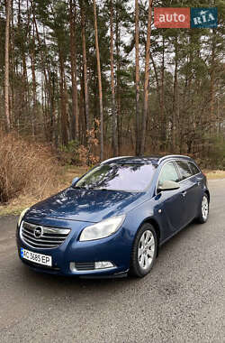 Универсал Opel Insignia 2010 в Львове