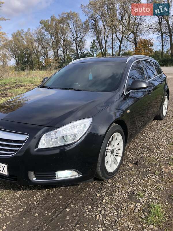 Універсал Opel Insignia 2012 в Тернополі
