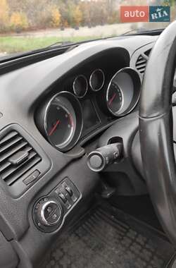 Универсал Opel Insignia 2009 в 