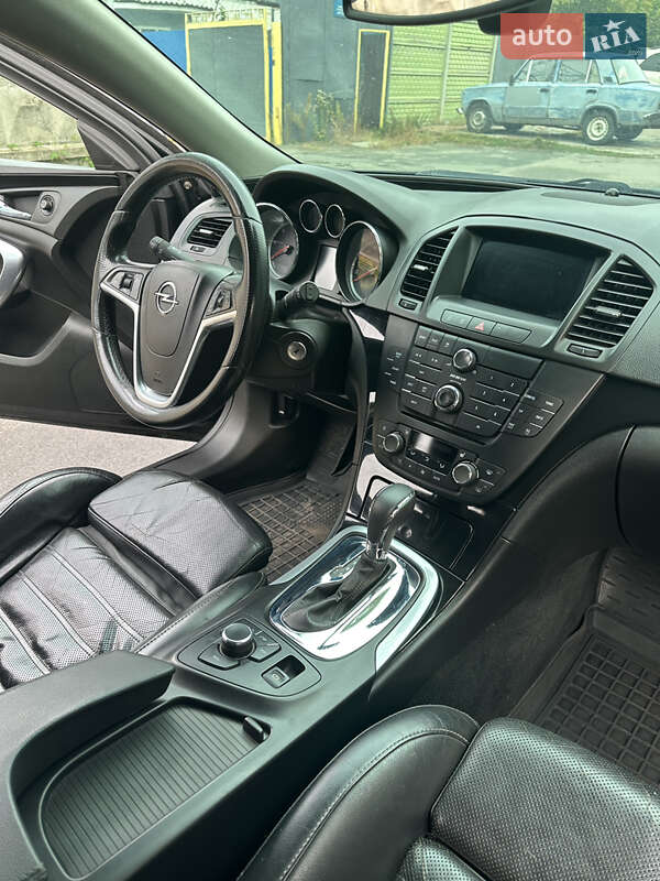 Универсал Opel Insignia 2009 в Киеве