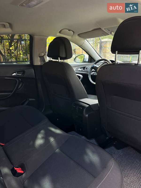 Седан Opel Insignia 2011 в Коломые фото 4 Седан Opel Insignia 2011 в Коломые