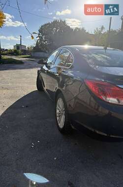 Седан Opel Insignia 2012 в Киеве