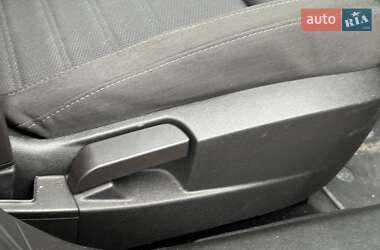Лифтбек Opel Insignia 2009 в 