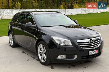 Универсал Opel Insignia 2012 в 