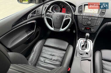 Универсал Opel Insignia 2012 в 