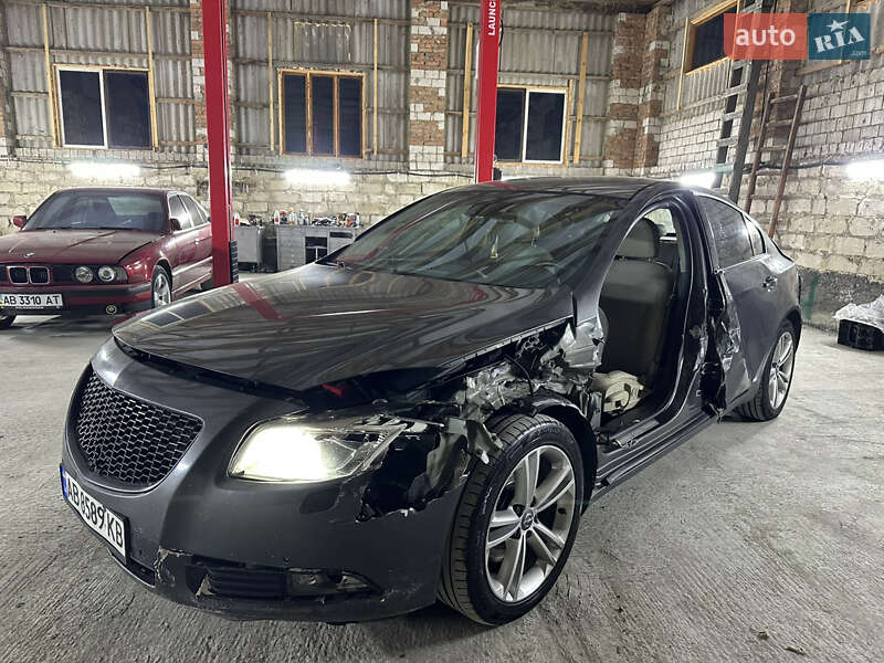 Лифтбек Opel Insignia 2010 в Тульчине