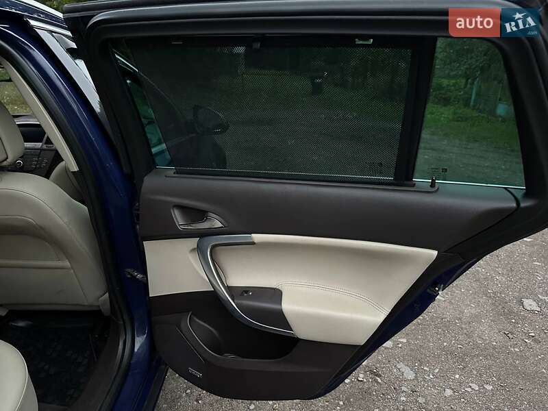 Універсал Opel Insignia 2011 в Львові