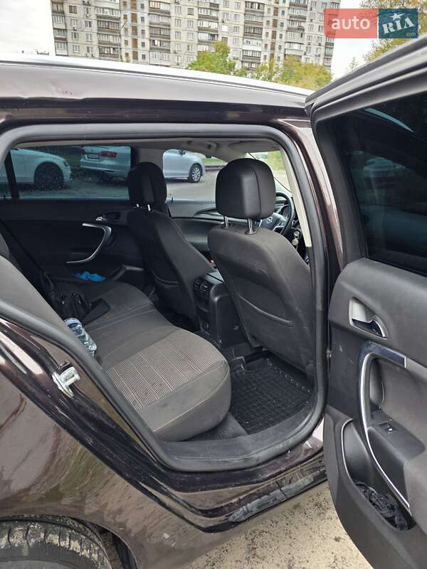 Универсал Opel Insignia 2013 в Киеве фото 4 Универсал Opel Insignia 2013 в Киеве