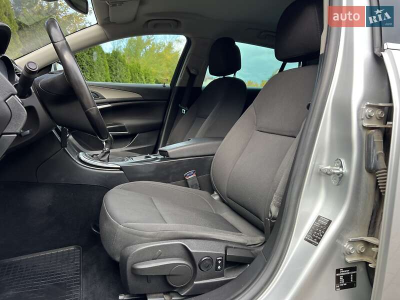 Универсал Opel Insignia 2011 в Львове