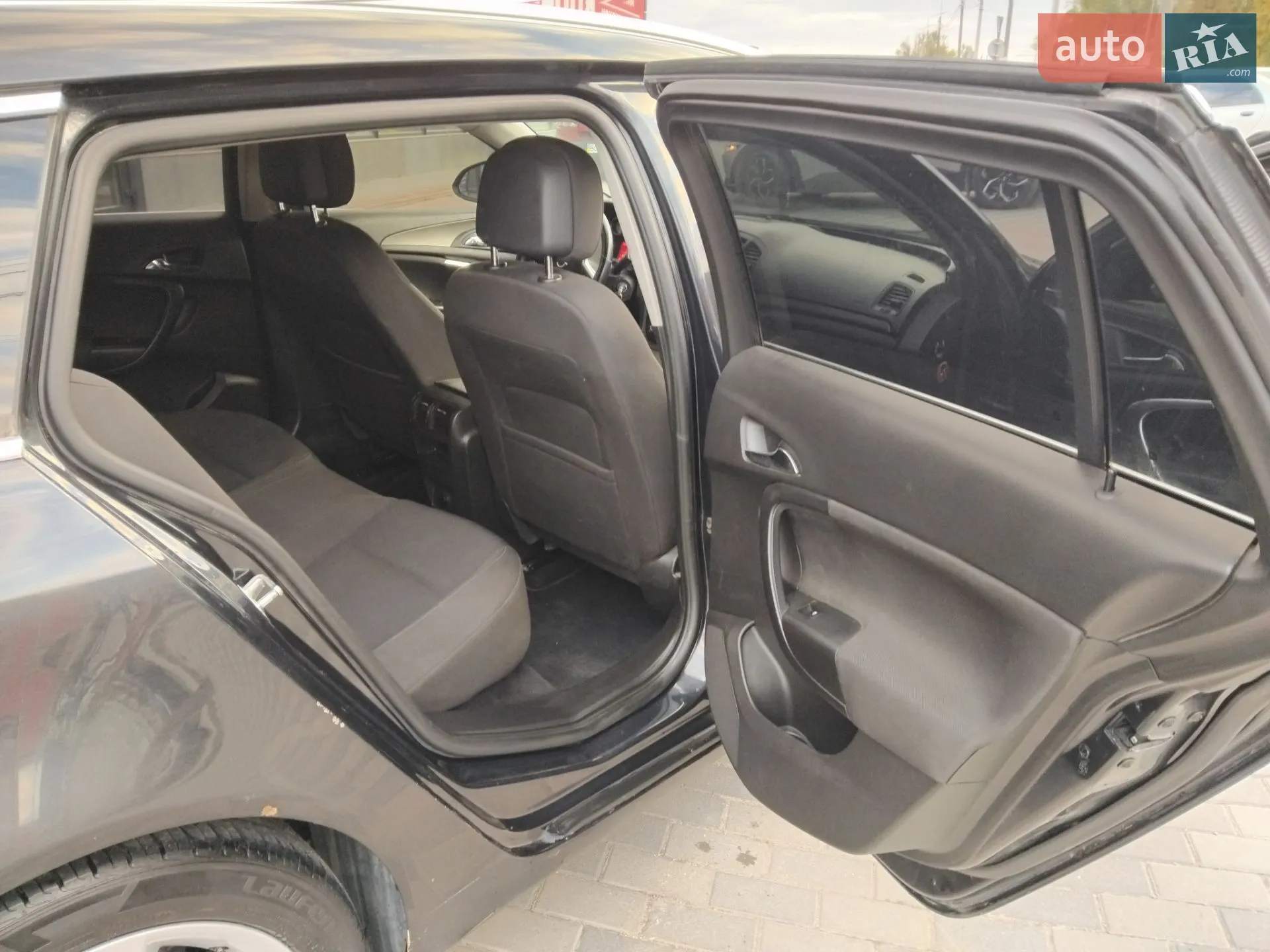 2012 Opel Insignia - мініатюра 6