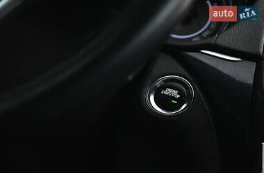 Универсал Opel Insignia 2016 в 