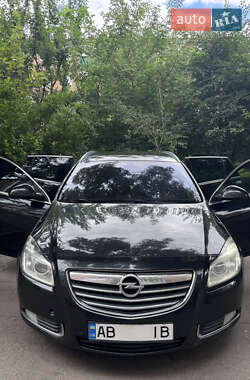 Універсал Opel Insignia 2011 в Вінниці