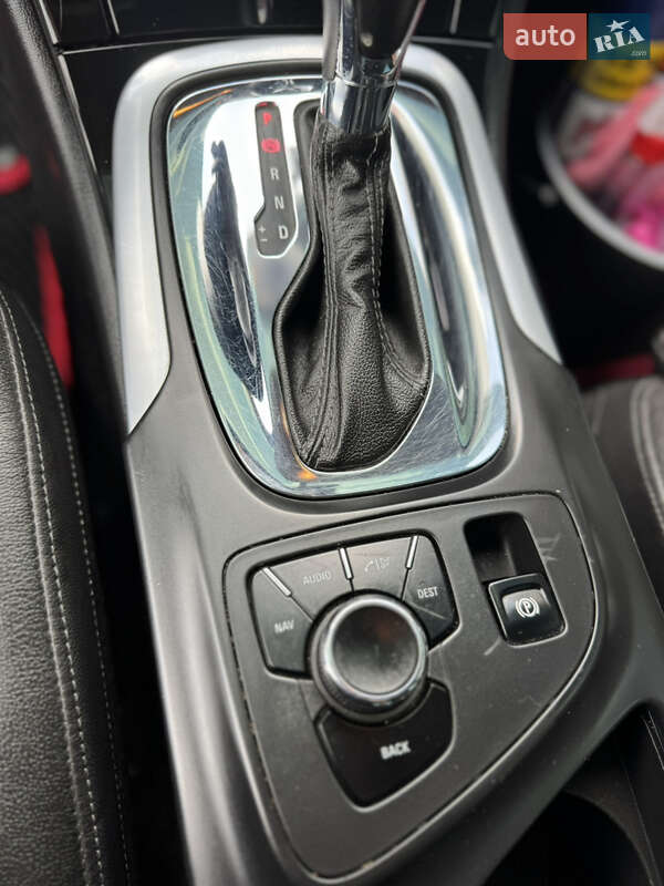 Седан Opel Insignia 2012 в Виннице