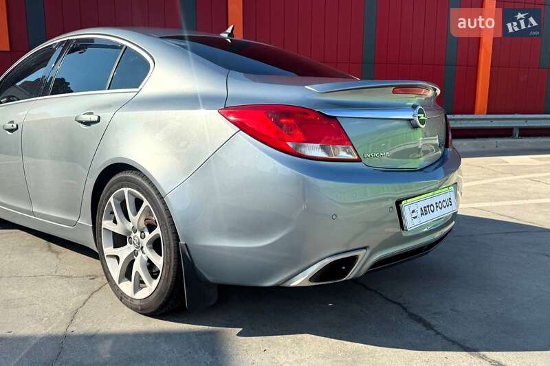 Седан Opel Insignia 2012 в Киеве