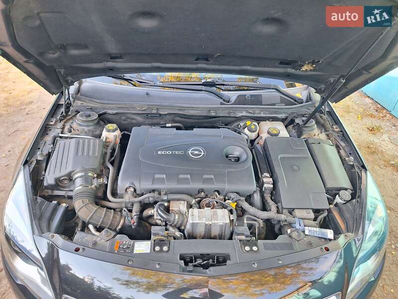Універсал Opel Insignia 2014 в Харкові