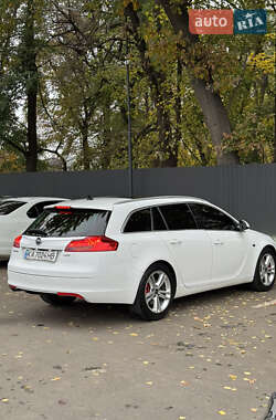 Универсал Opel Insignia 2010 в 