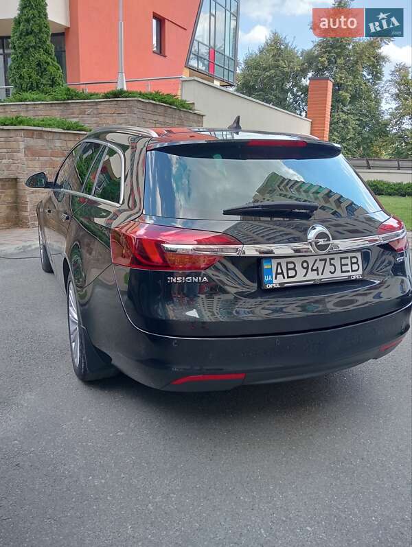 Універсал Opel Insignia 2015 в Києві