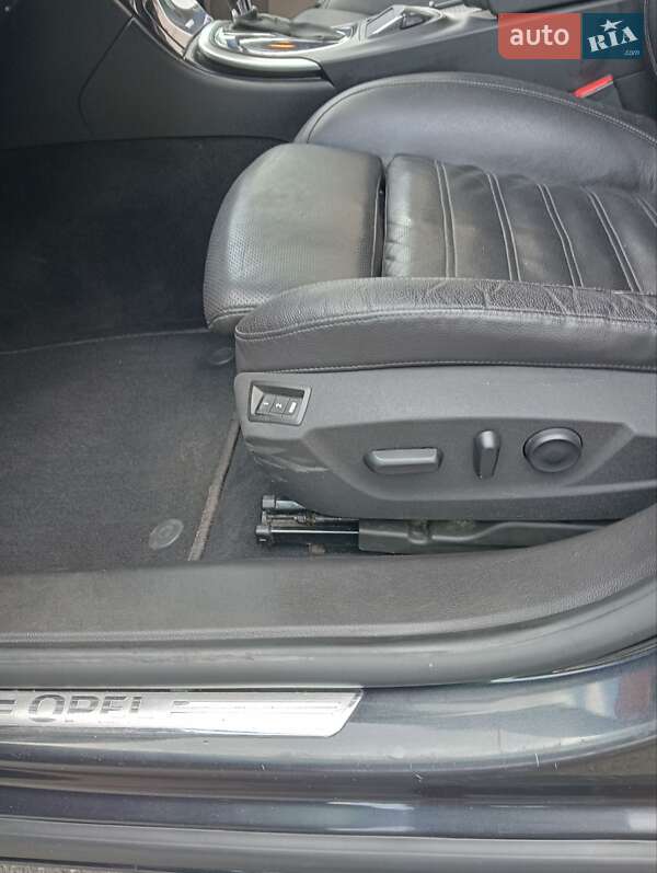 Універсал Opel Insignia 2015 в Києві