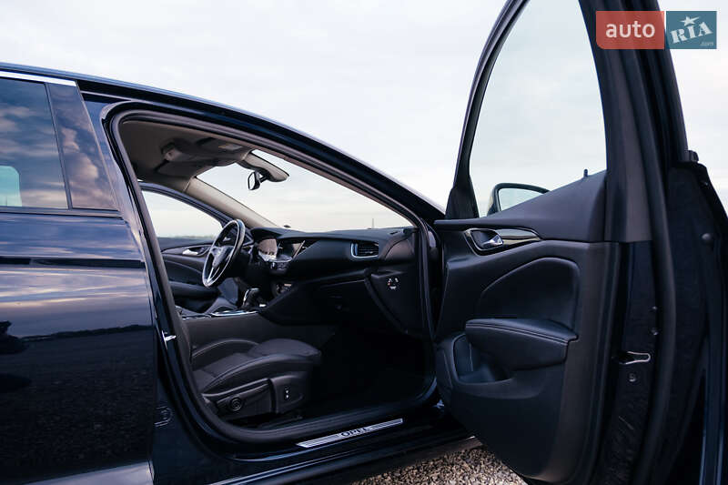 Ліфтбек Opel Insignia 2019 в Тернополі