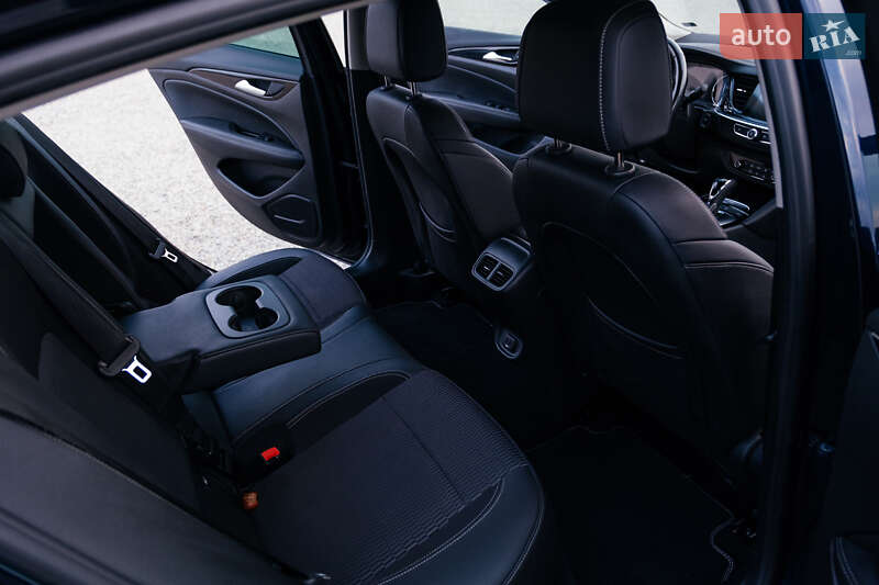 Ліфтбек Opel Insignia 2019 в Тернополі