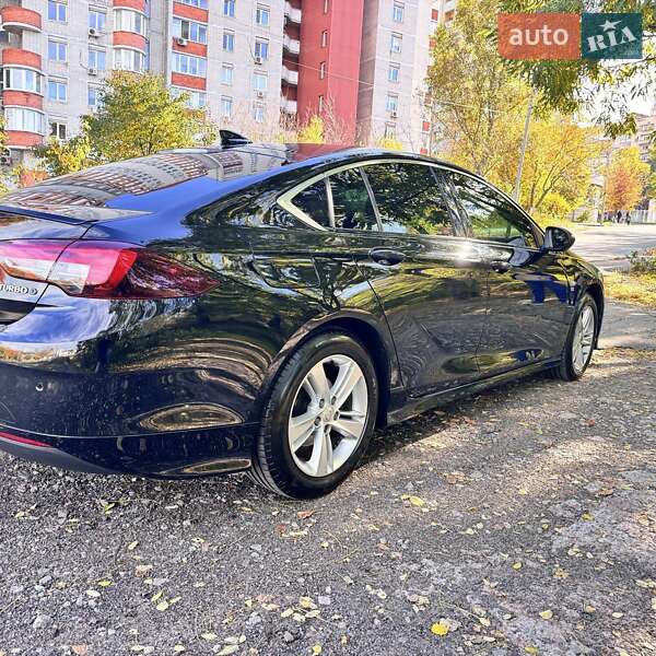 Лифтбек Opel Insignia 2018 в Киеве
