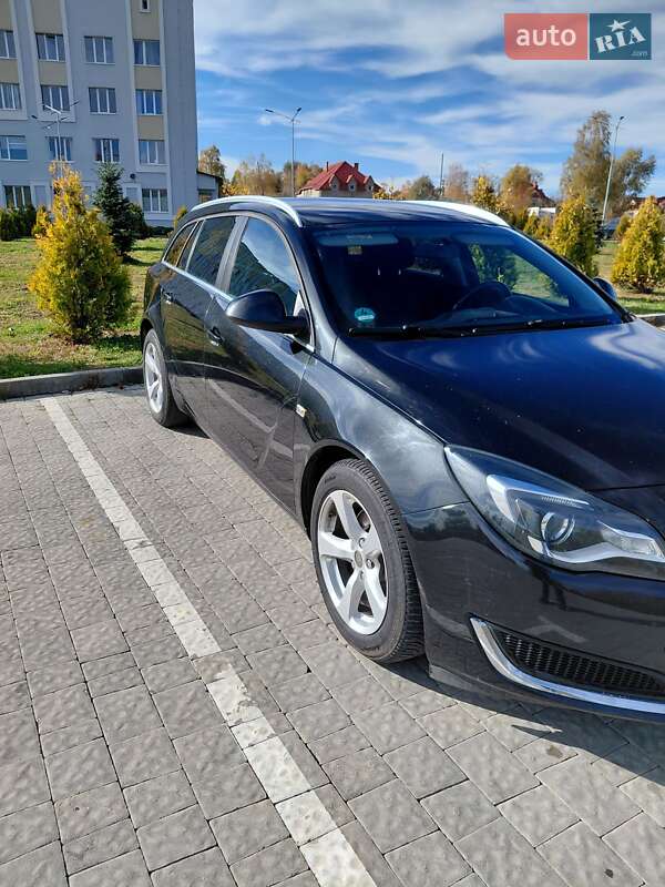 Универсал Opel Insignia 2014 в Львове