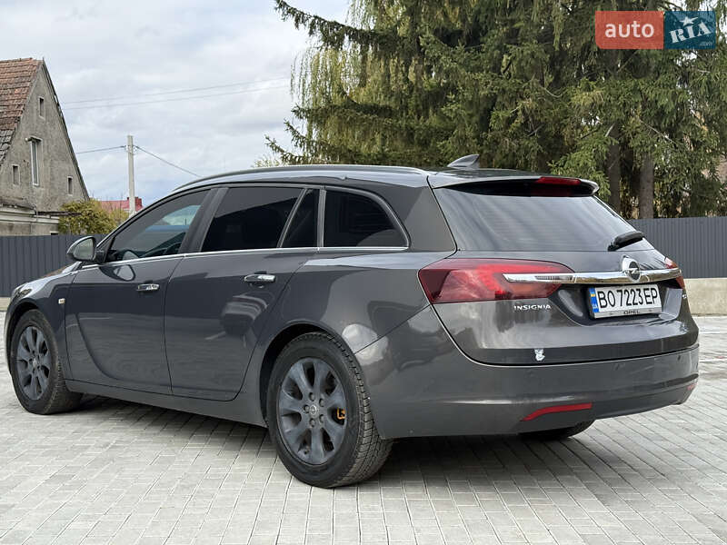 Універсал Opel Insignia 2015 в Кременці