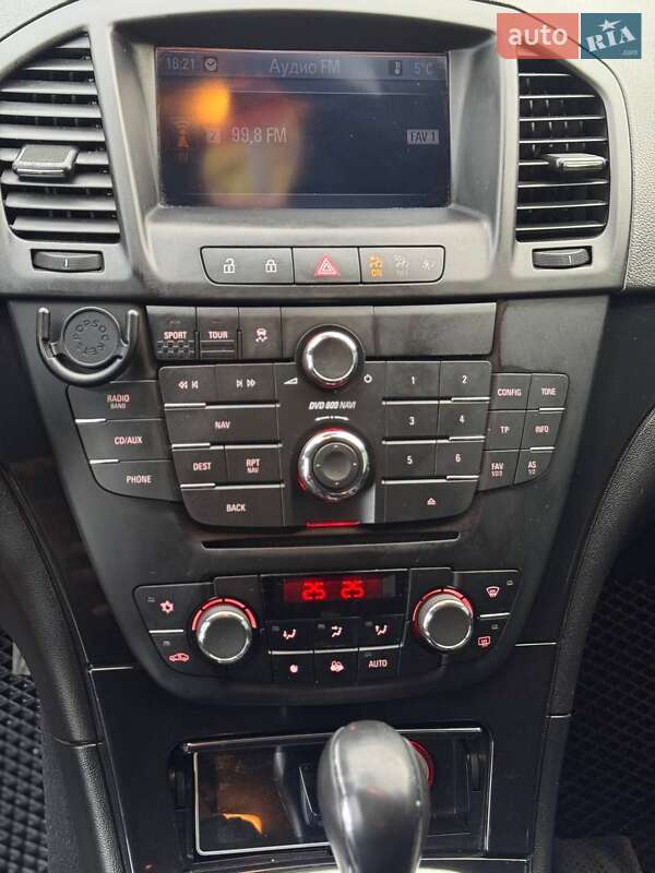 Лифтбек Opel Insignia 2010 в Жмеринке