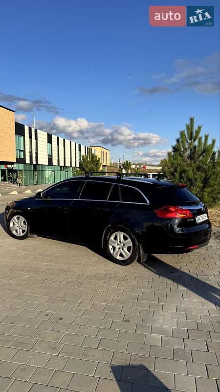 Универсал Opel Insignia 2012 в Хмельницком