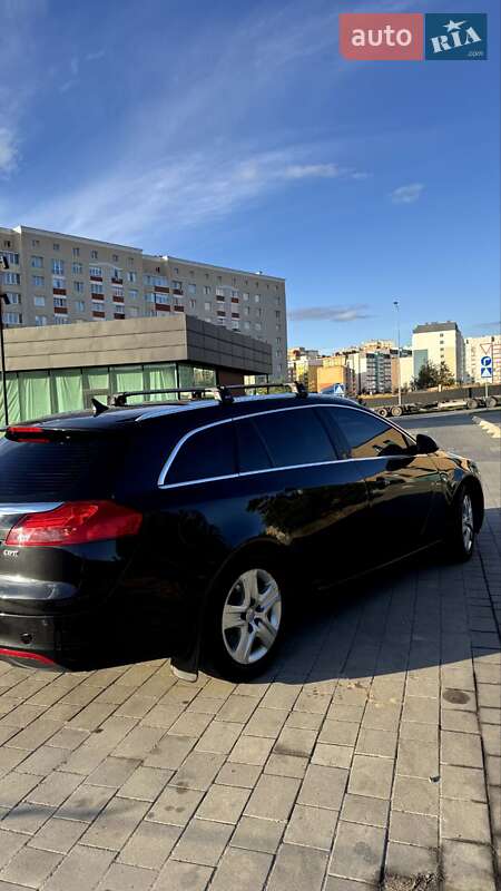 Универсал Opel Insignia 2012 в Хмельницком