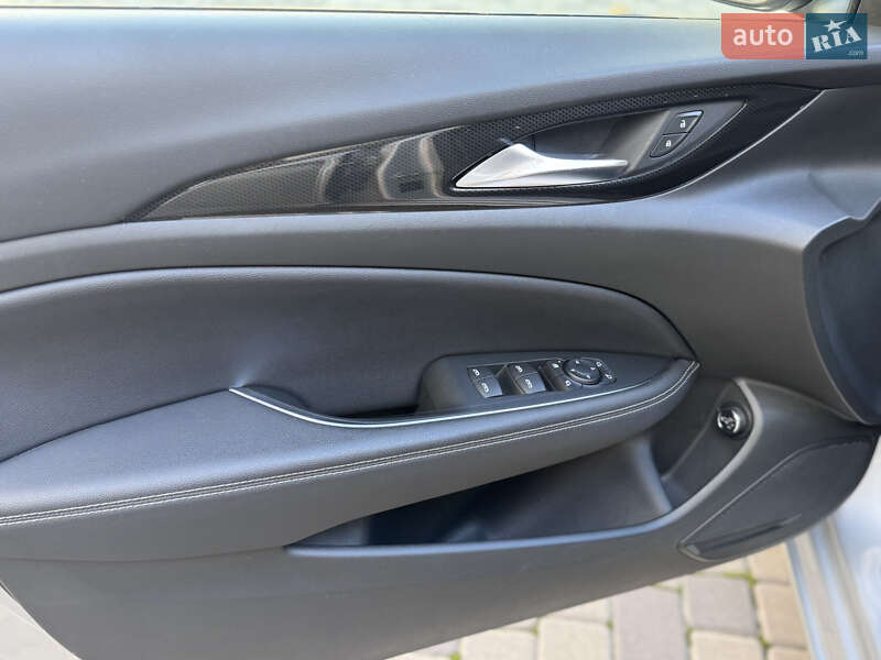 Универсал Opel Insignia 2022 в Черновцах