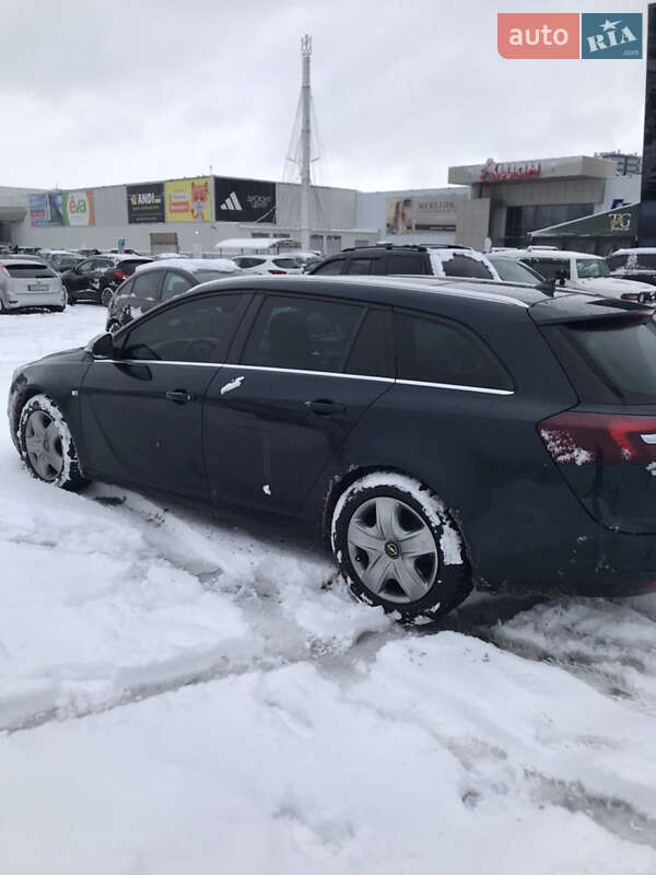 Универсал Opel Insignia 2014 в Житомире