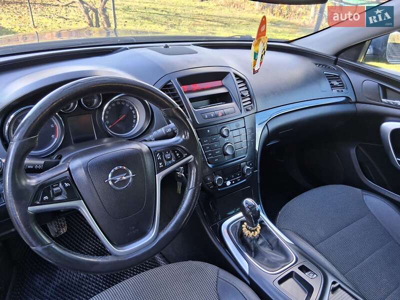 Универсал Opel Insignia 2010 в Черновцах фото 14 Универсал Opel Insignia 2010 в Черновцах