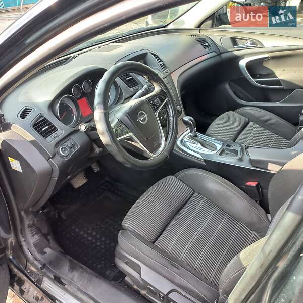Универсал Opel Insignia 2010 в Днепре