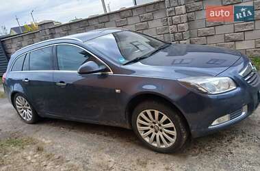 Универсал Opel Insignia 2009 в Любешове
