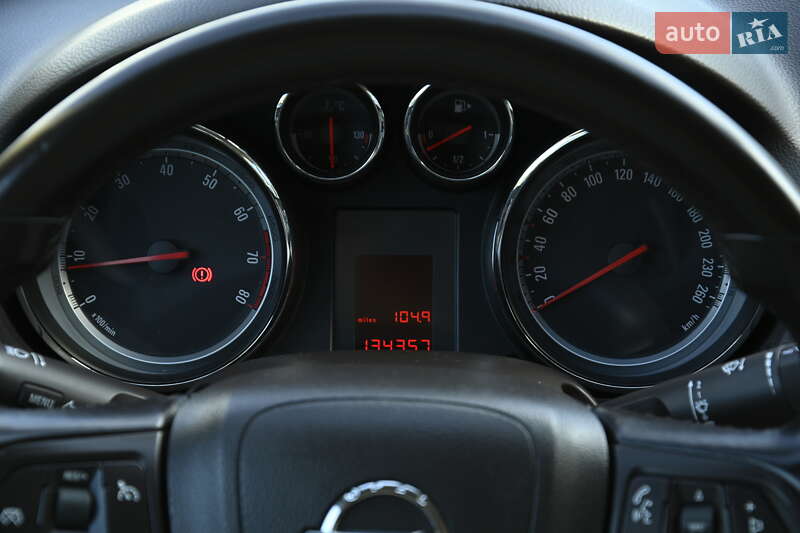 Седан Opel Insignia 2009 в Бердичеве