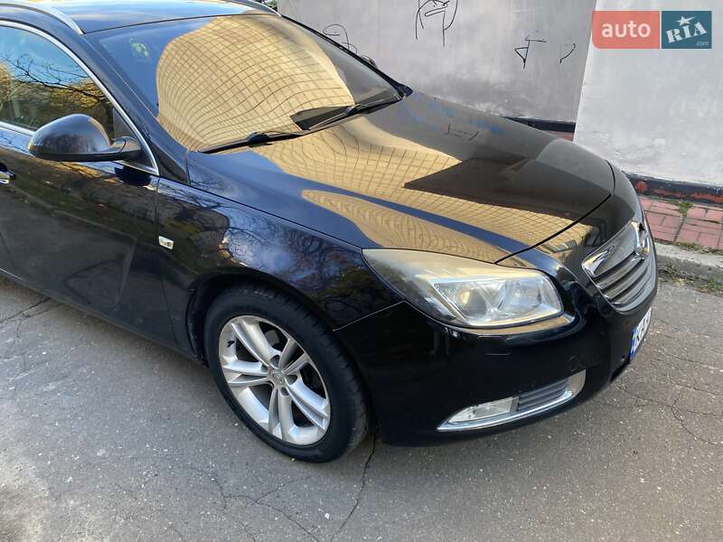 Универсал Opel Insignia 2009 в Киеве