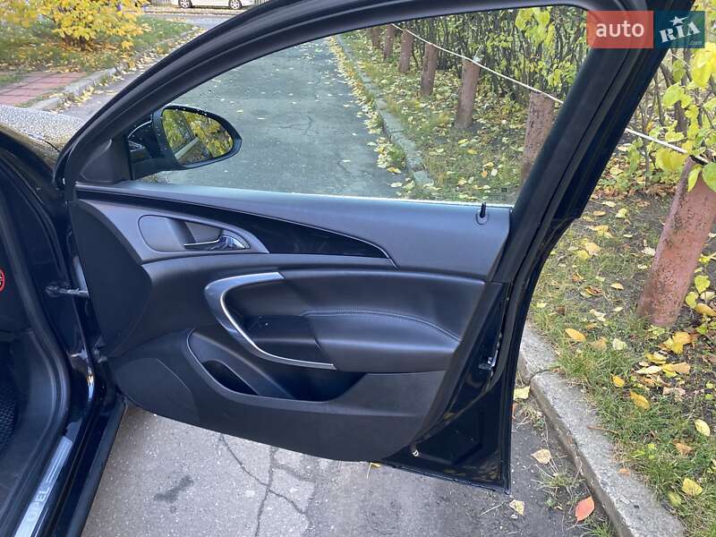 Универсал Opel Insignia 2009 в Киеве