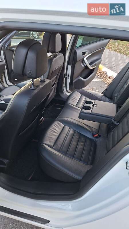 Универсал Opel Insignia 2014 в Киеве фото 24 Универсал Opel Insignia 2014 в Киеве