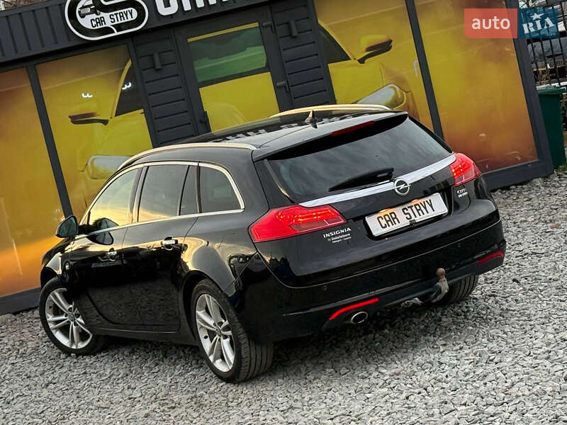 Универсал Opel Insignia 2009 в Стрые