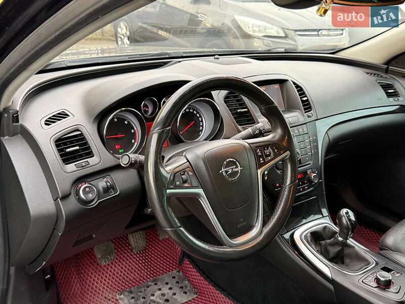 Универсал Opel Insignia 2009 в Стрые